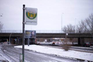 Umgehungsstraße mit Blick auf die Brücke des 20. Jahrestages der DDR, Februar 2021