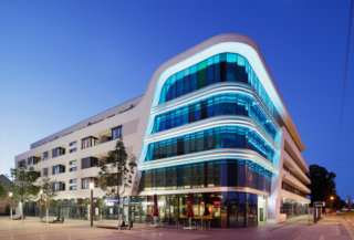 Mehrgenerationenhaus at Hauptbahnhof, Ring